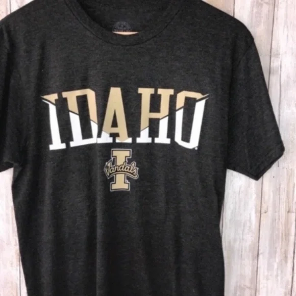 NCAA Men's Idaho Vandals Dark Gray Tee - Picture 2 of 3